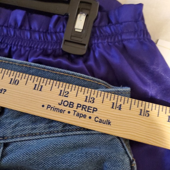 Old Navy Women's Petite Size 6 Extra High Rise Balloon Jeans Medium Wash - Picture 7 of 7